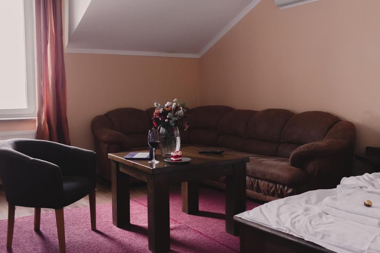 Kolodenka Aivengo Hotel מראה חיצוני תמונה